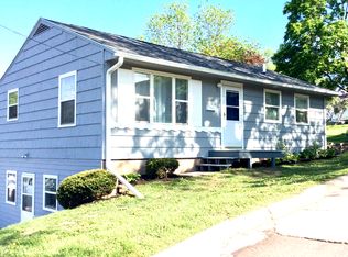 1804 S Pomegranite St, Sioux City, IA 51106