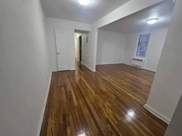 67-12 Yellowstone Boulevard image 1 of 11