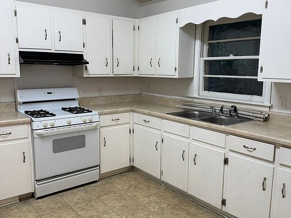 2nd image of 4513 Coventry Rd