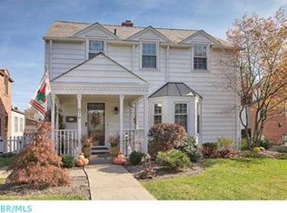 876 S Remington Rd, Bexley, OH 43209