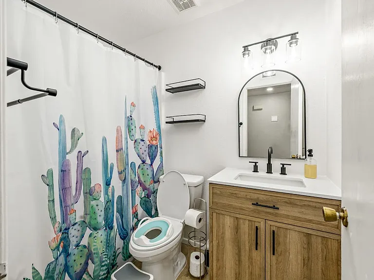 2191 S Sunburst Dr — Photo 36