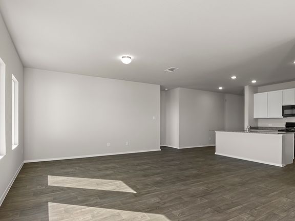 4th image of 1220 Teychas Dr