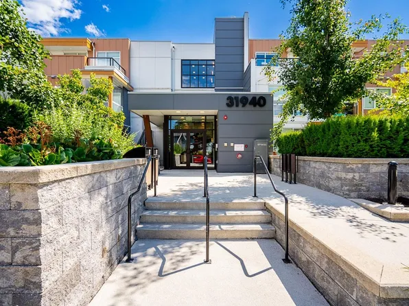 31940 Raven Ave #401, Mission, BC V2V 1B8