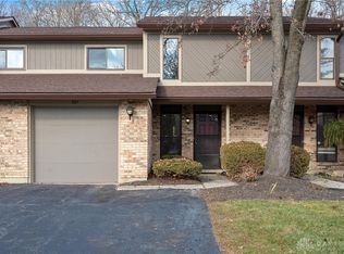 521 Greene Tree Pl, Fairborn, OH 45324