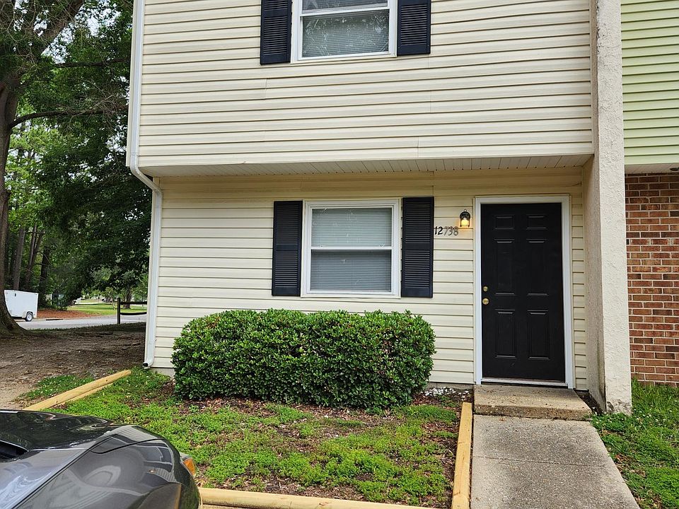 1st image of 12738 Woodside Ln
