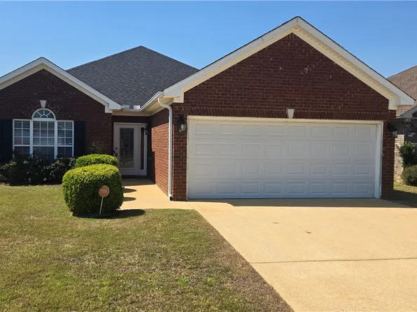 2124 Stardust Dr, Tuscaloosa, AL 35405