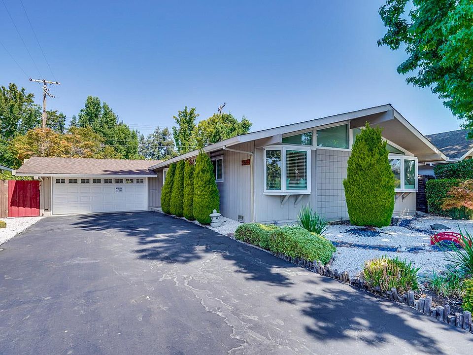1st image of 3887 Shasta Dr