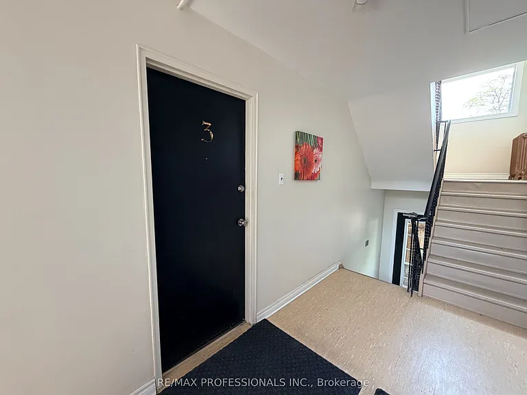 32 Heman St #3 — Photo 16