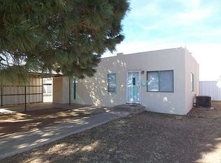 208 W 7th St, Sundown, TX 79372