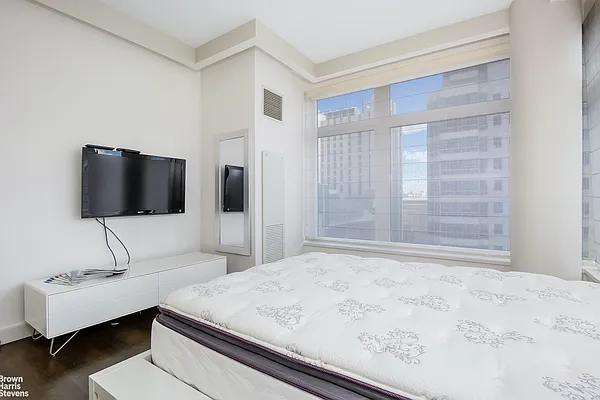 Rented by Brown Harris Stevens | media 8