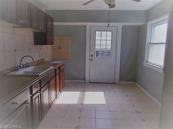 5th image of 4279 W 182nd St