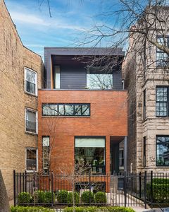 2249 N Burling St, Chicago, IL, 60614