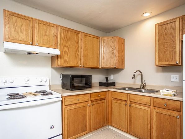Maplewood | 322 W 65th St, Davenport, IA