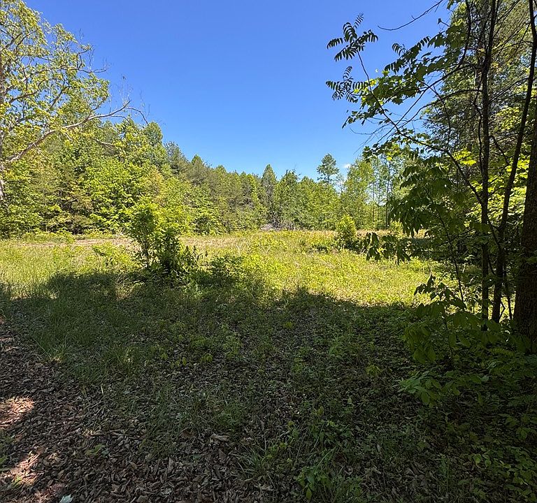 2nd image of 3088 Buckner Rd