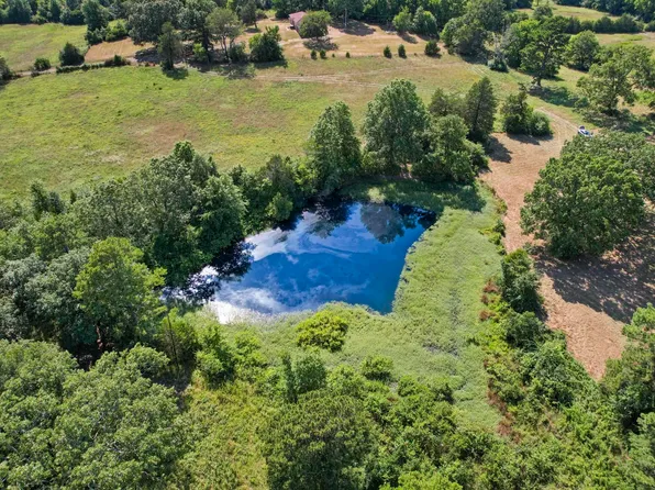 Byrd Vaught Ln, Mena, AR 71953