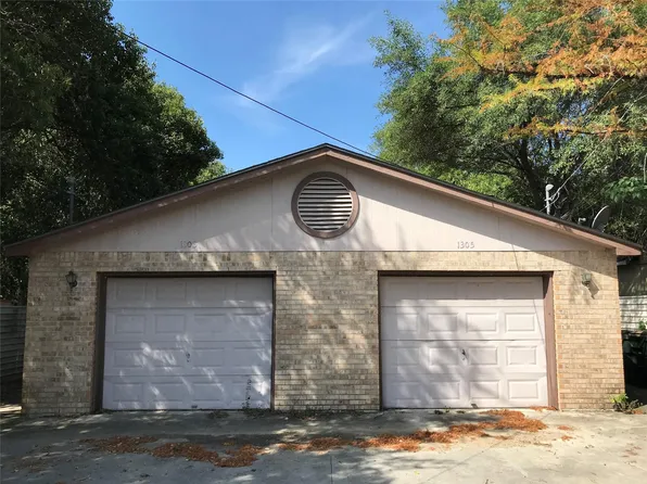 1303 N Bishop St, San Marcos, TX 78666