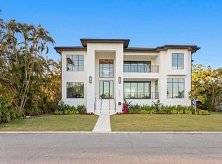 337 Coffee Pot Dr NE, Saint Petersburg, FL 33704