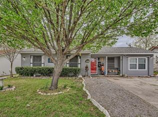 929 Pioneer Rd, Mesquite, TX 75149