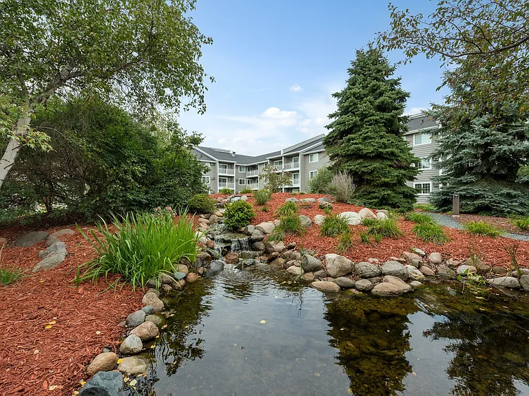 Maple Ridge Apartment Homes — Photo 10