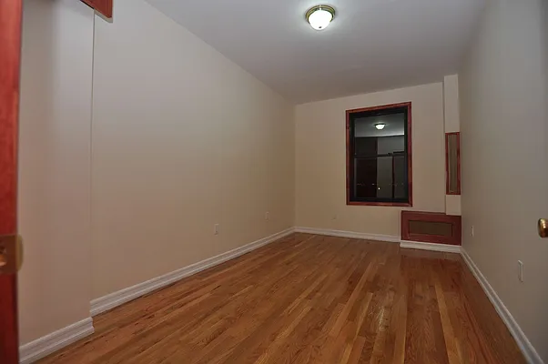 Rented by Click View Realty LLC | media 18