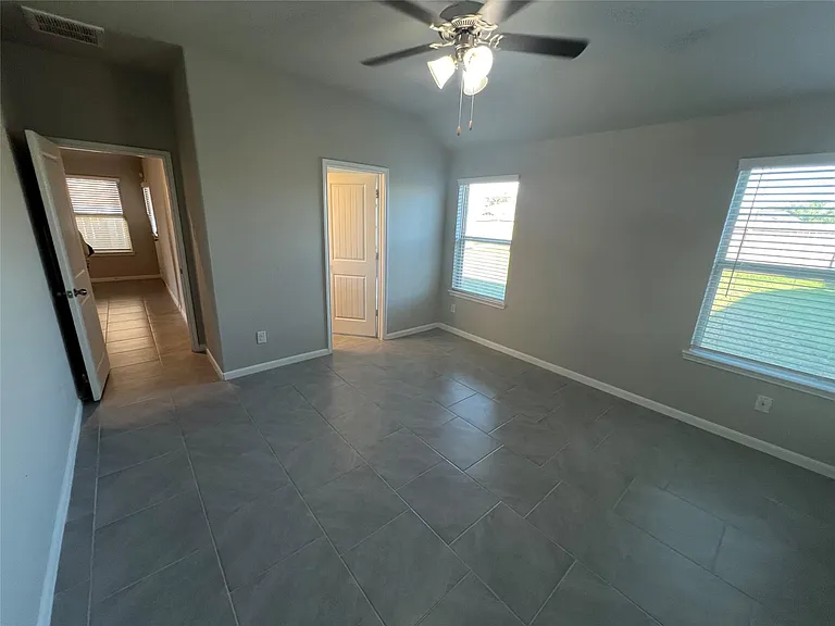 7263 Barrington Ridge Ln — Photo 8