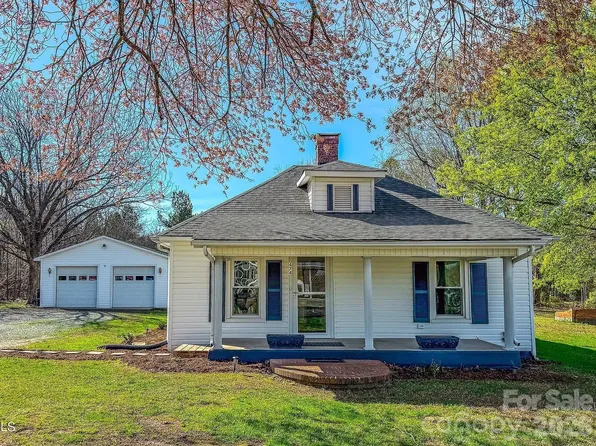 474 Providence Rd, Roxboro, NC 27573