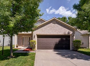 8211 Lake Tree Ln, Indianapolis, IN 46217