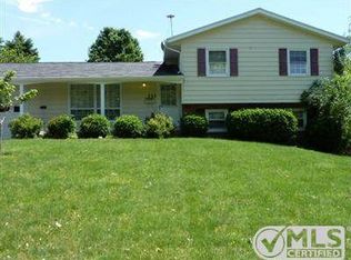 735 Knollwood Dr, Battle Creek, MI 49015