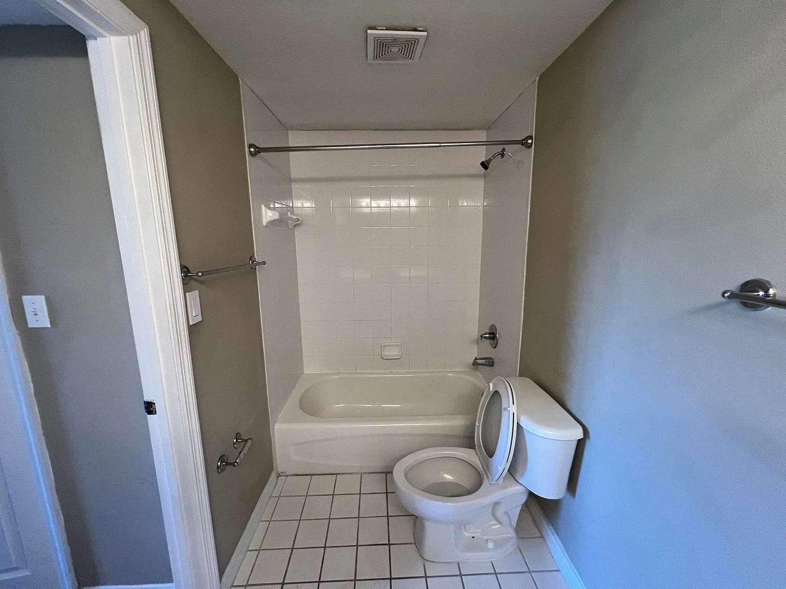 516 Villa Del Sol Circle Unit #103 - 1 — Photo 3
