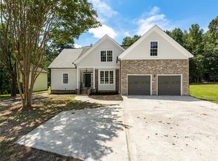 1229 S Gordon Rd, Austell, GA 30168