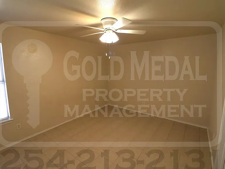 3402 Hereford Ln — Photo 15