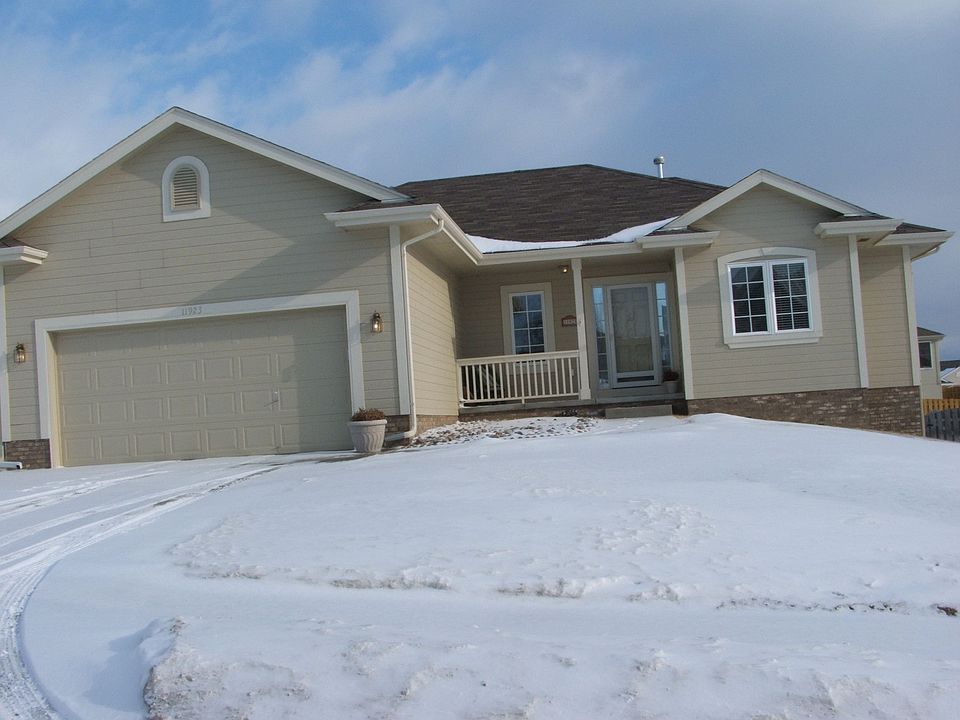 1st image of 11923 N 160th St