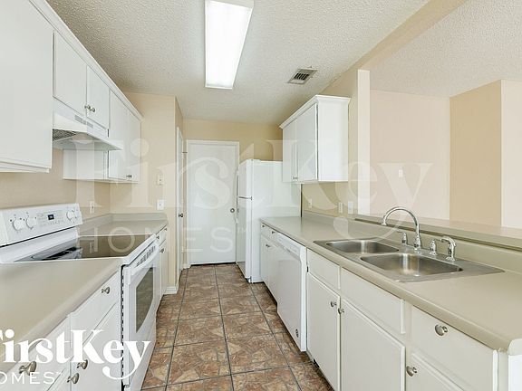 5th image of 1525 Heritage Blvd
