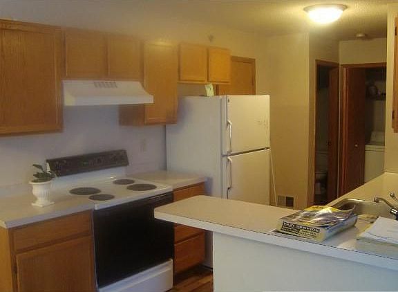 5th image of 13254 Aberdeen St NE