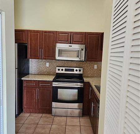5th image of 18310 Mediterranean Blvd APT 2406