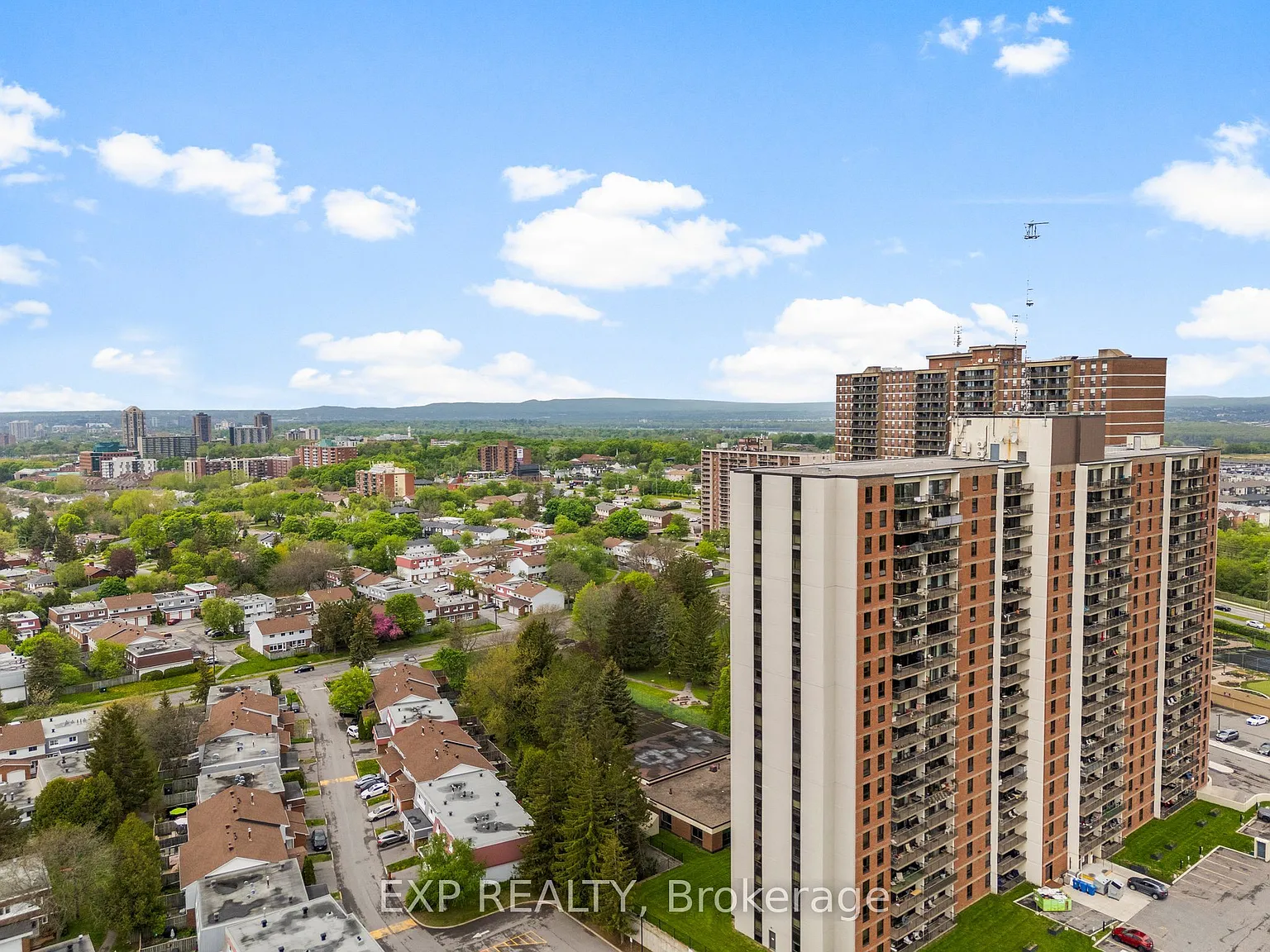 2 bed, $2,250 — Photo 4