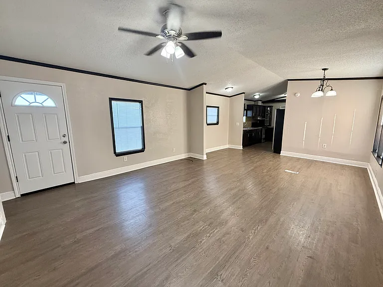4619 Rhoda Ln #1A — Photo 1