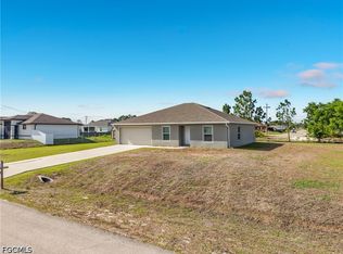 2908 24th St SW, Lehigh Acres, FL 33976