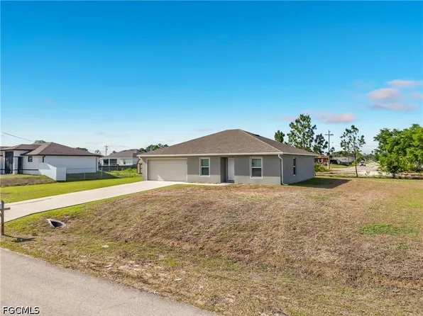2908 24th St SW, Lehigh Acres, FL 33976