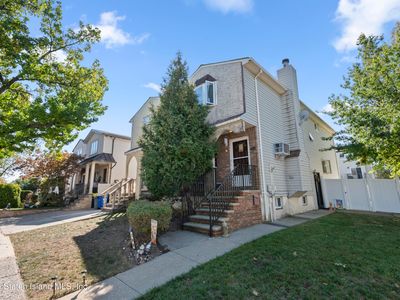 390 Montreal Ave, Staten Island, NY, 10306