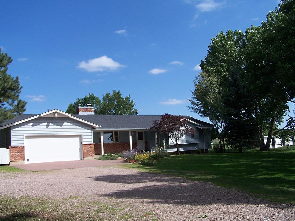Beautiful ranch home on 5.28 acres