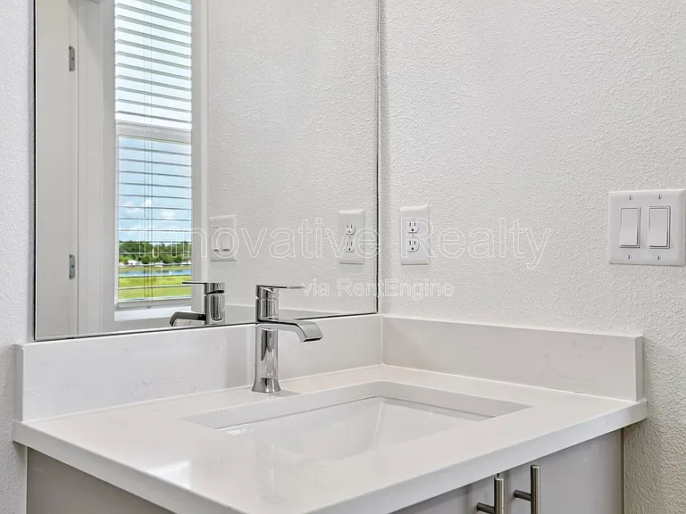 Venture Apartments — Photo 100