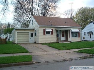 1705 S Sanders St, Appleton, WI 54915