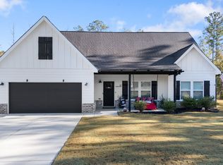15 Willow Leaf Dr, Buchanan, GA 30113