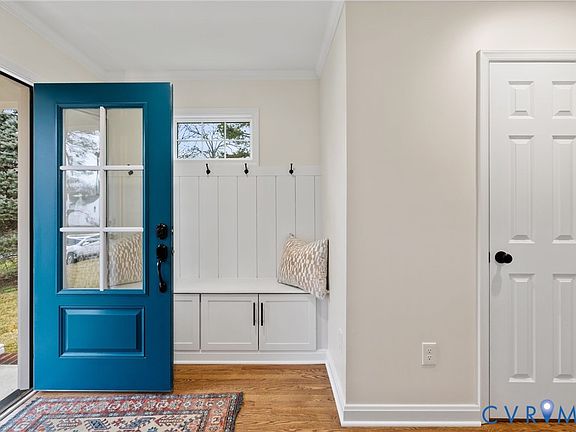 4th image of 903 Woodberry Rd