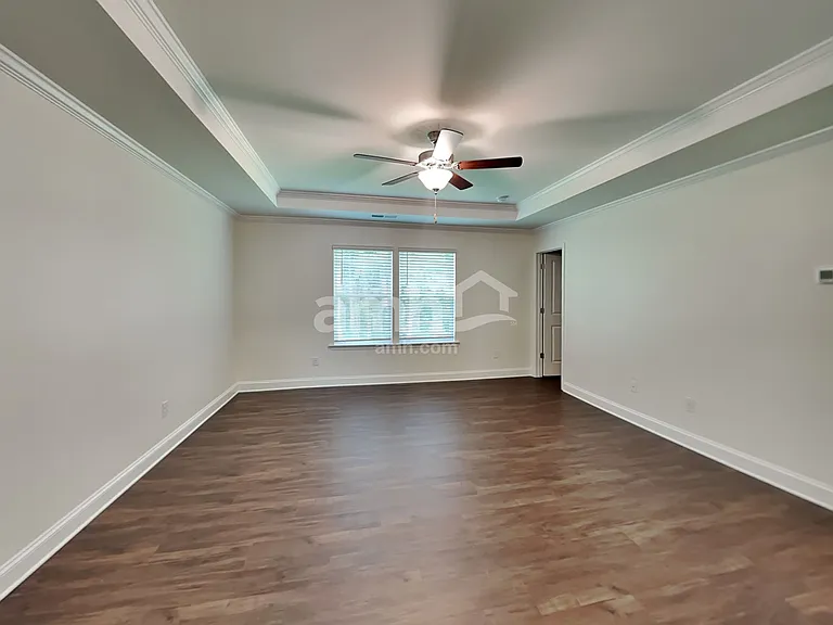 7325 Garrett Ct — Photo 12