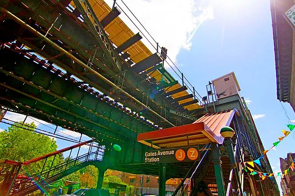 Rented by Owen Olivier, LREB | media 9