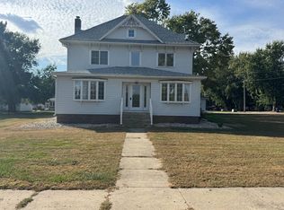 319 N Main St, Paullina, IA 51046