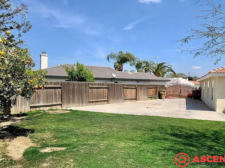 5821 Summer Cypress Dr — Photo 8