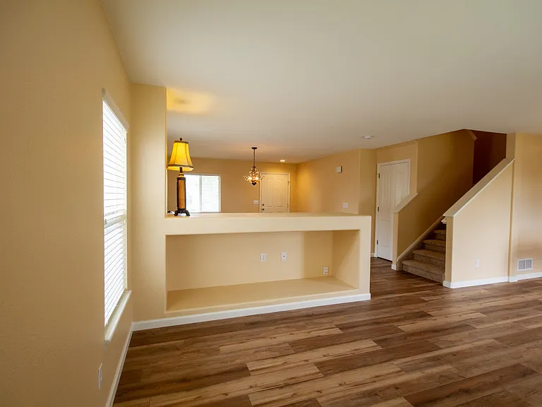 5747 Jaguar Way — Photo 4